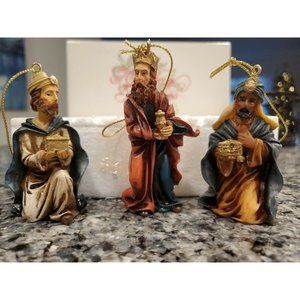 2002 Avon Three Kings Ornament Christmas Set Holiday Treasures Figurines